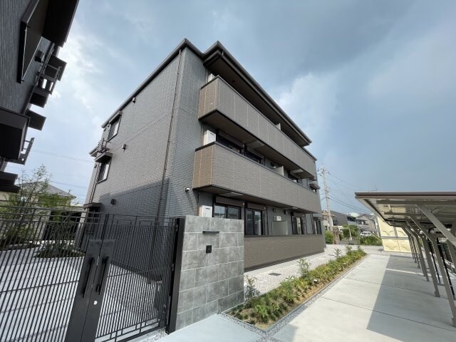 Palais Poire（パレ・ポワール）　A棟の物件外観写真