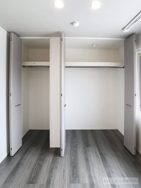 Palais Poire（パレ・ポワール）　A棟の物件内観写真