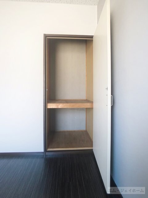 ユヌベルメゾンⅡの物件内観写真