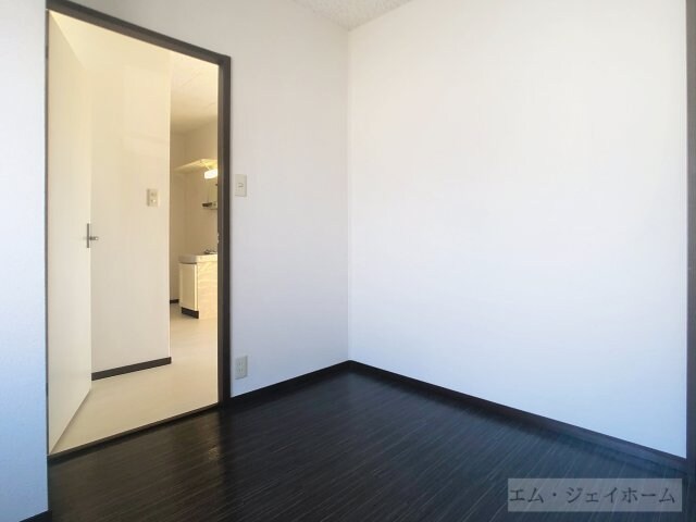 ユヌベルメゾンⅡの物件内観写真