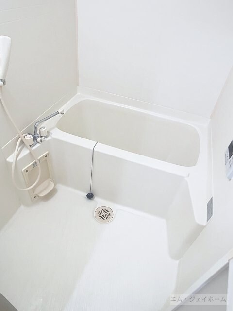 エルミナコート八日市の物件内観写真