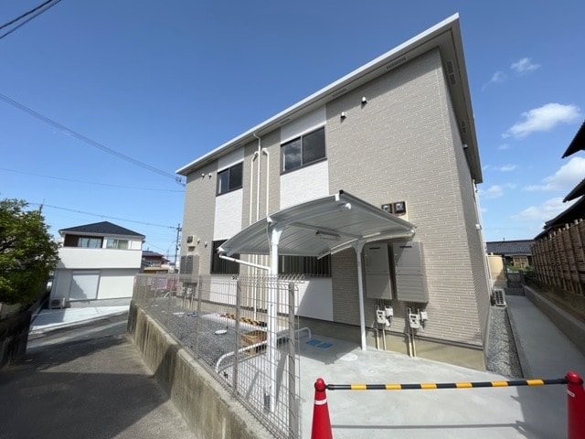 ルナ・カーサの物件外観写真