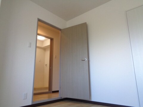 プルミエルの物件内観写真