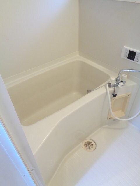 メゾン・ラ・コート弐番館の物件内観写真