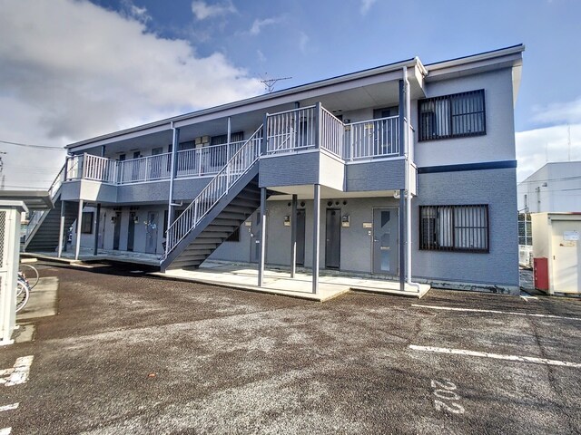 リバティハウス守山の物件外観写真