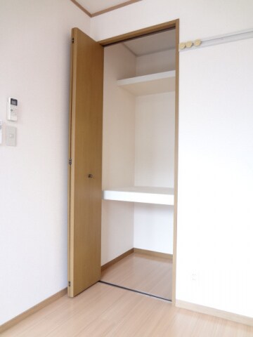 サニーハウスの物件内観写真