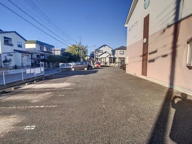 サラナフラットの物件外観写真