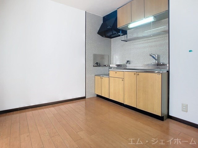 サラナフラットの物件内観写真