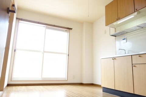 SurplusみくもCの物件内観写真