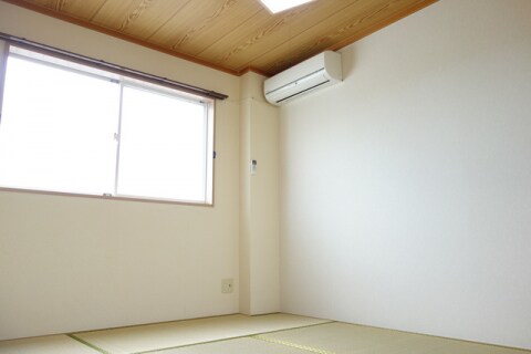 SurplusみくもCの物件内観写真