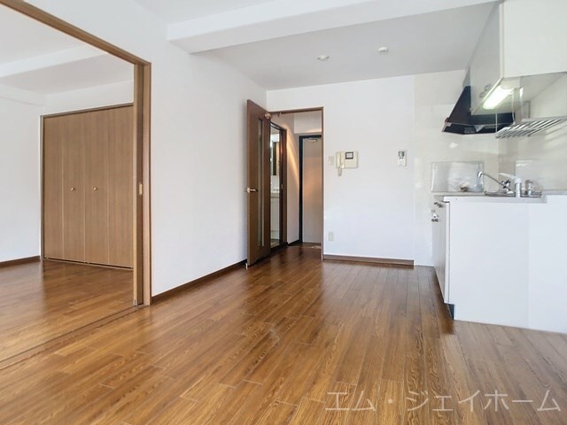 ロイヤルステージの物件内観写真