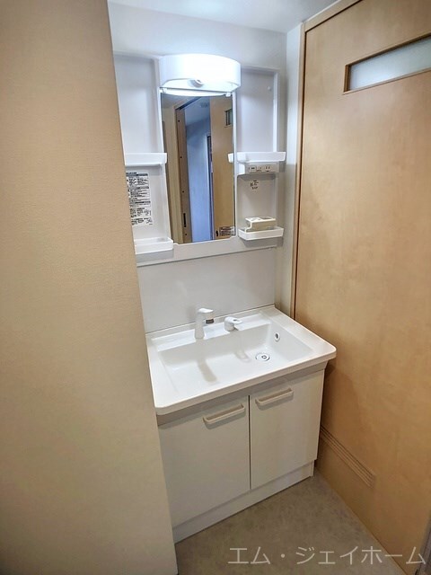 レジデンス・ジャパン３の物件内観写真