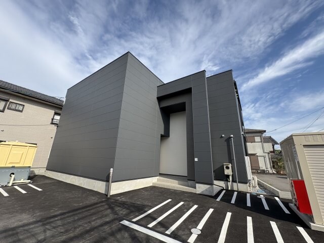 カリーナの物件外観写真