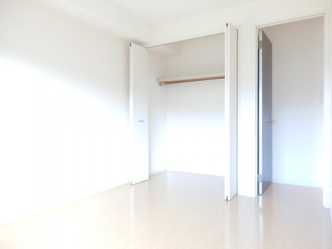 タトゥーインの物件内観写真