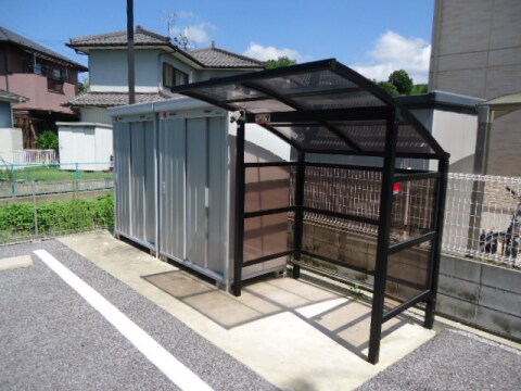 EAST NONAMI 拾弐番館の物件外観写真