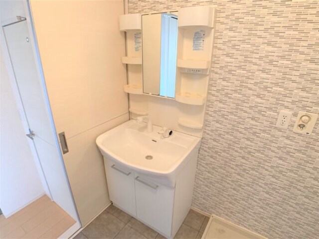 EAST NONAMI 拾弐番館の物件内観写真