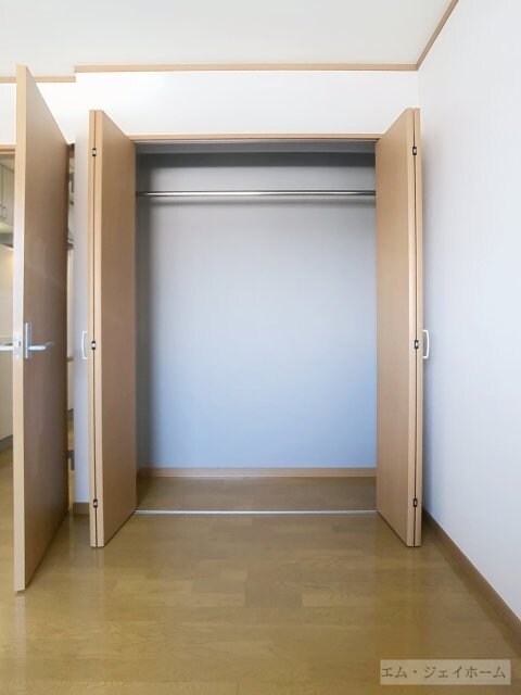 グレイスコートつるの物件内観写真