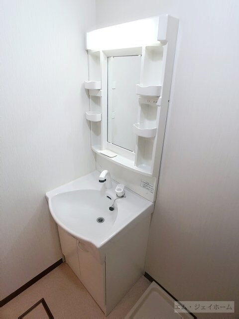 エルミナコート八日市の物件内観写真