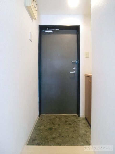 エルミナコート八日市の物件内観写真