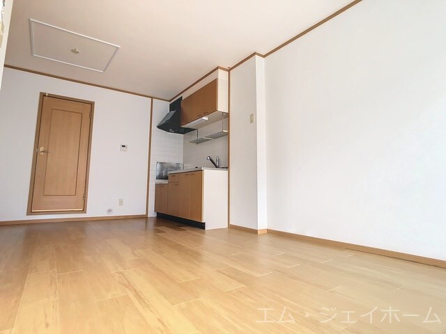 ラルジュの物件内観写真