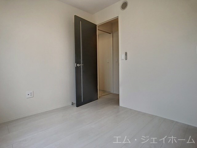 ラピスラズリの物件内観写真