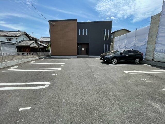 イオ・リアン日野の物件外観写真