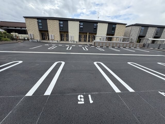 モデルヌ　アンジュの物件外観写真