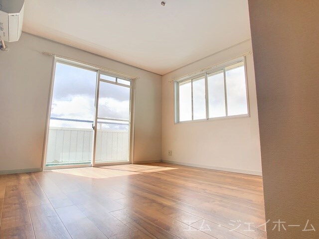 シャトレービルの物件内観写真