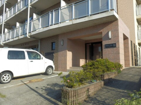 マジェスト旭の物件外観写真