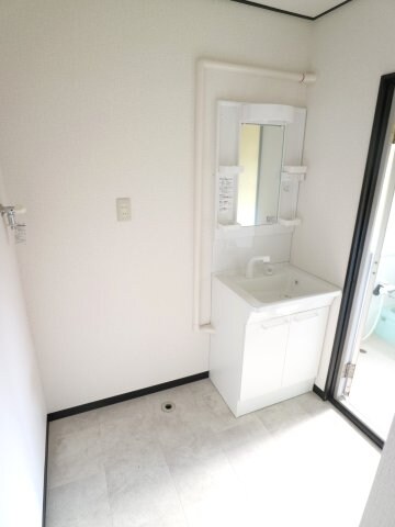 草木アパートの物件内観写真