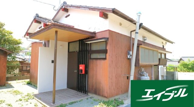 龍湖瀬借家の物件外観写真