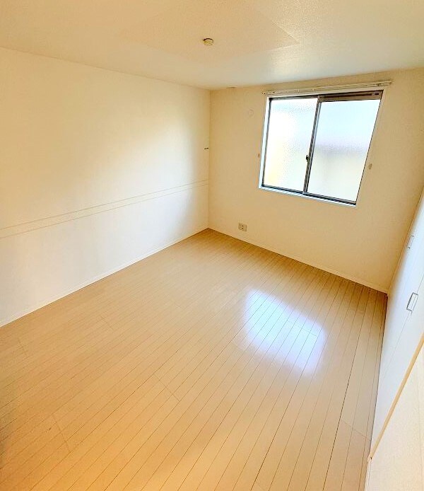 Strawberry  fields叶夢 弐番館の物件内観写真