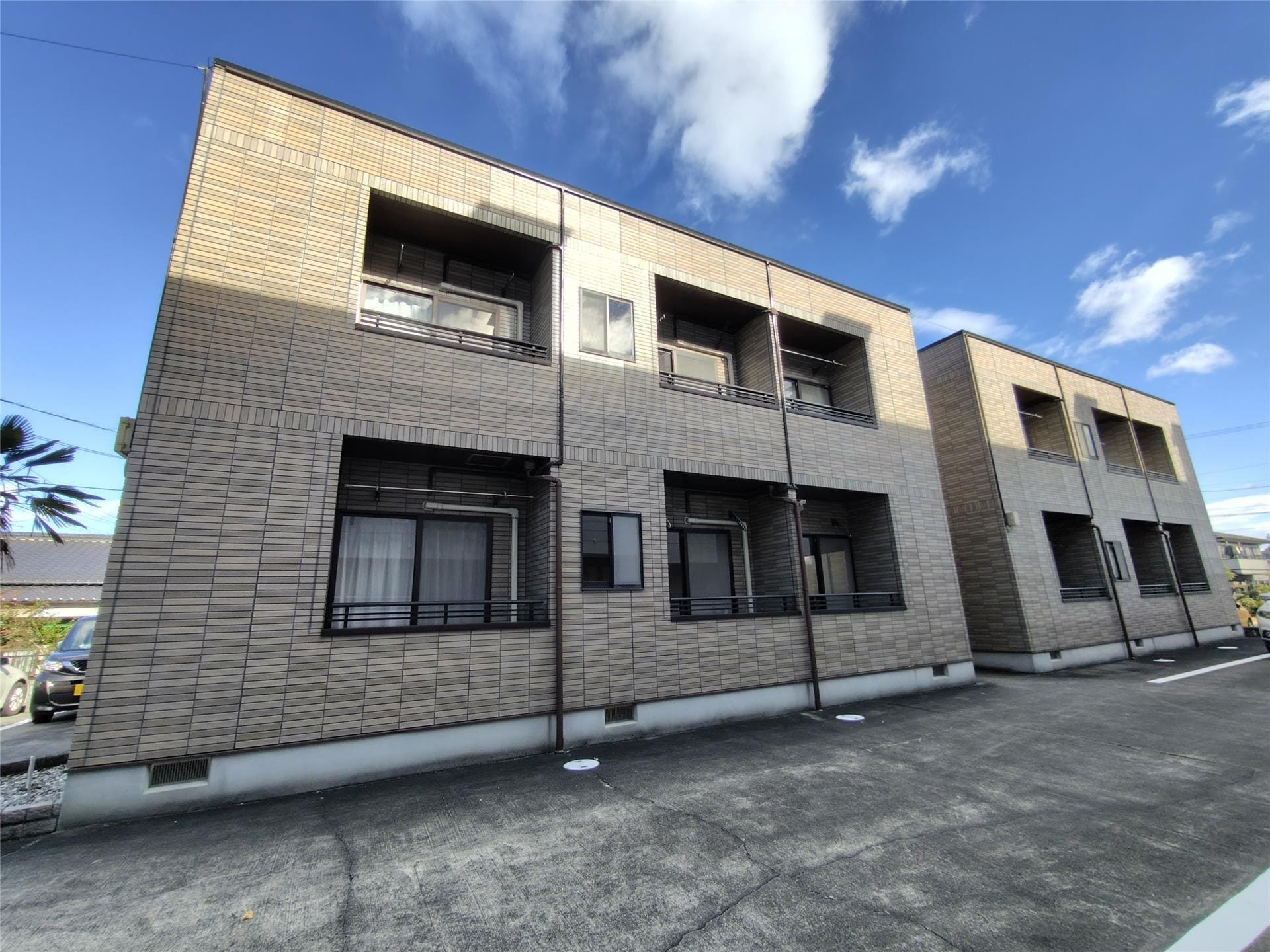 パロスおじまの物件外観写真