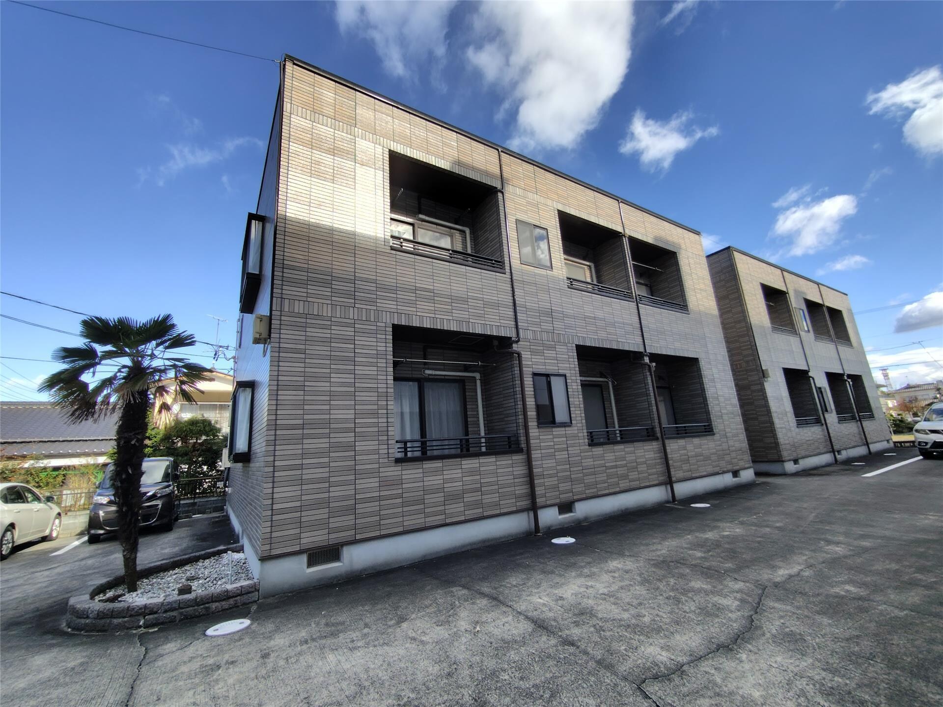 パロスおじまの物件外観写真