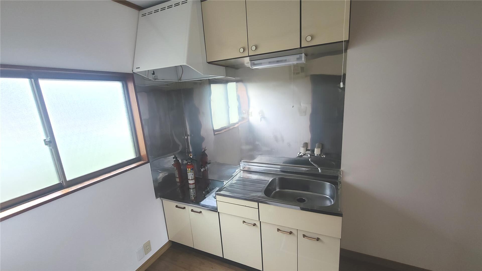 山一ハイツIIの物件内観写真