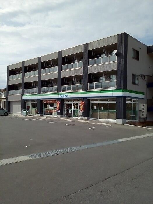 サングレースの物件外観写真