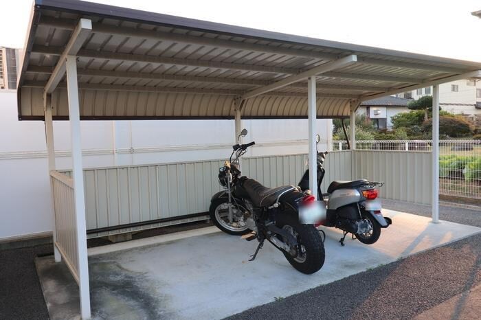 サングレースの物件外観写真