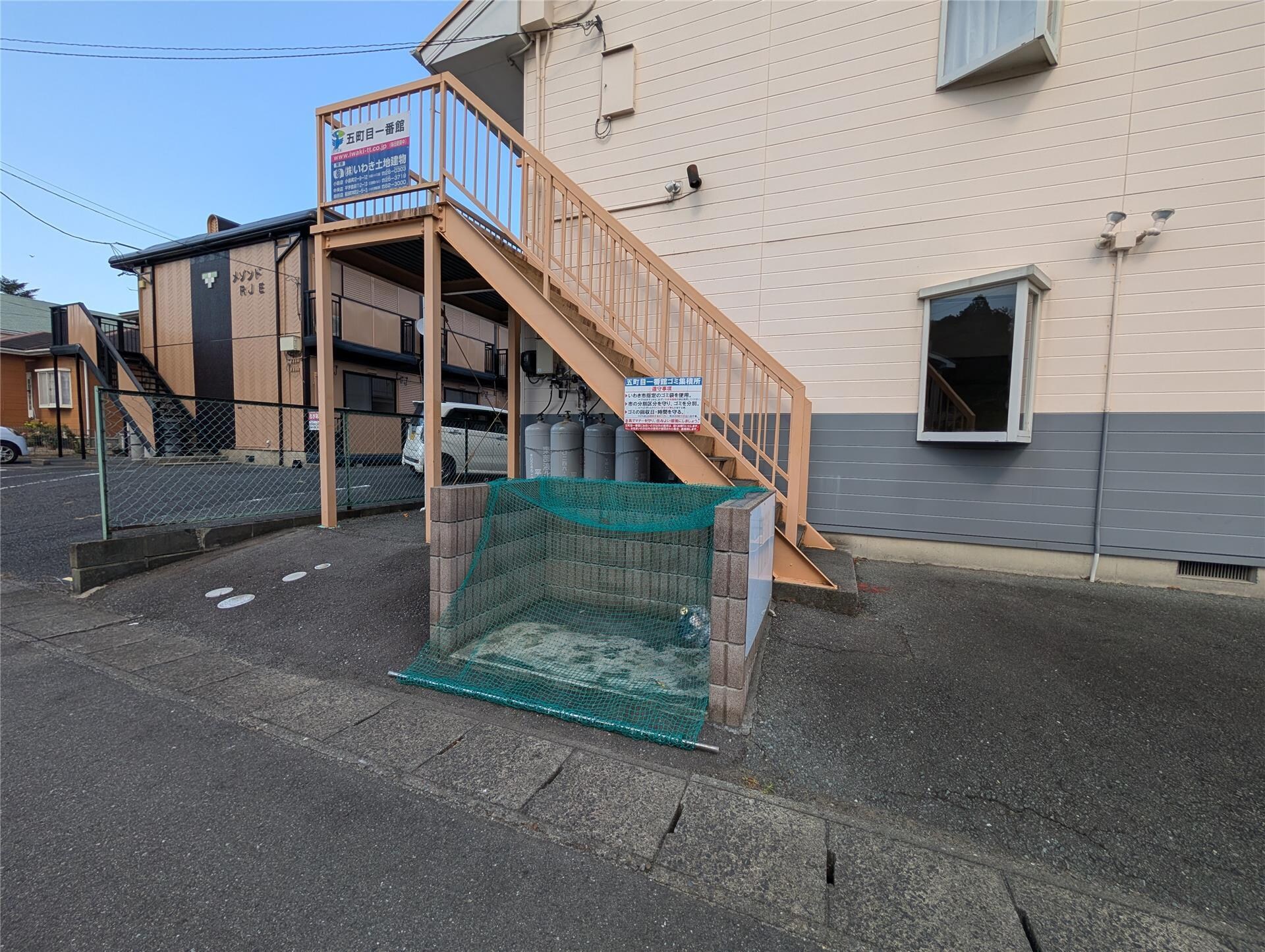 五町目一番館の物件外観写真