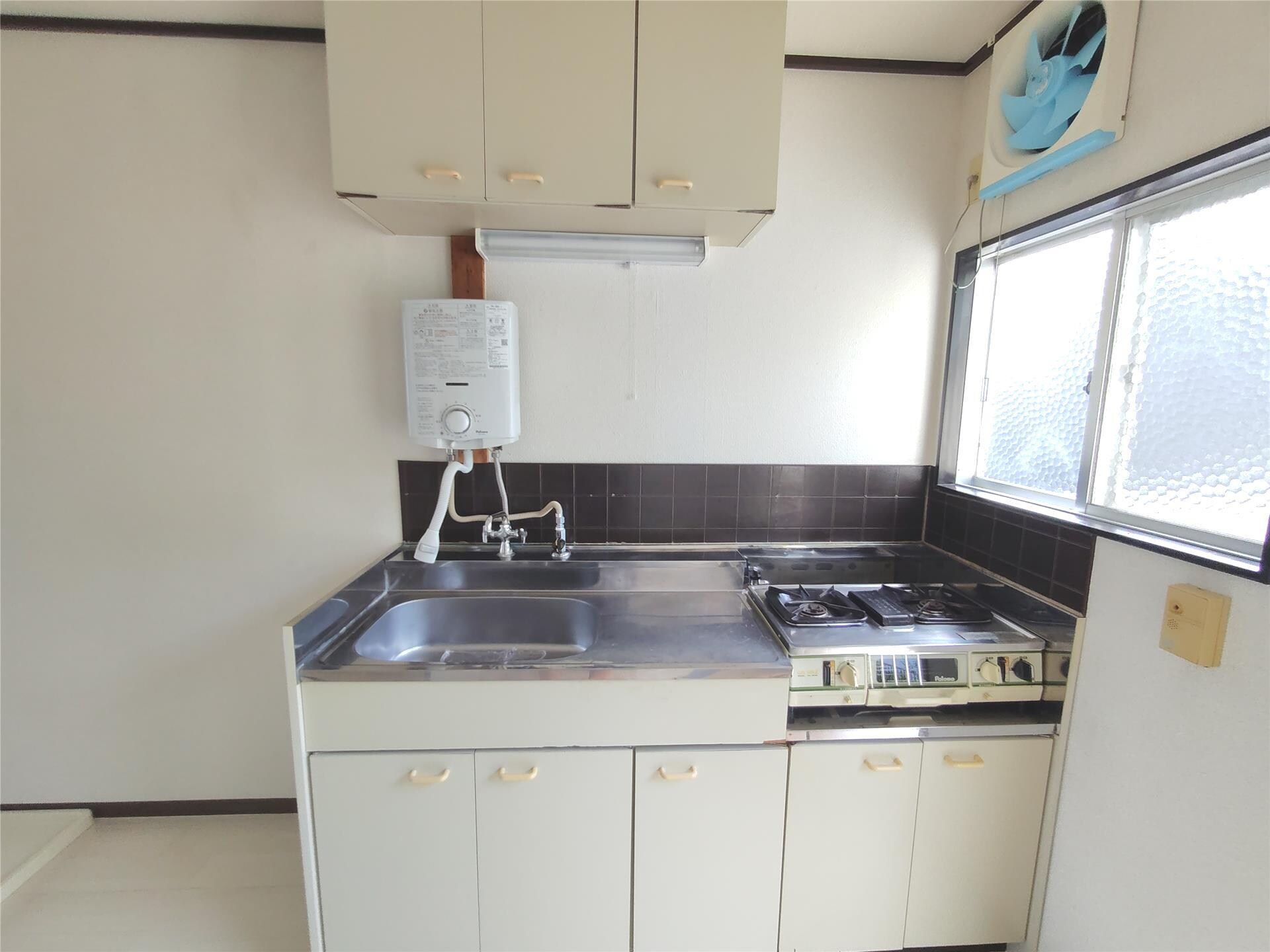 ロイヤルヒルズ3の物件内観写真