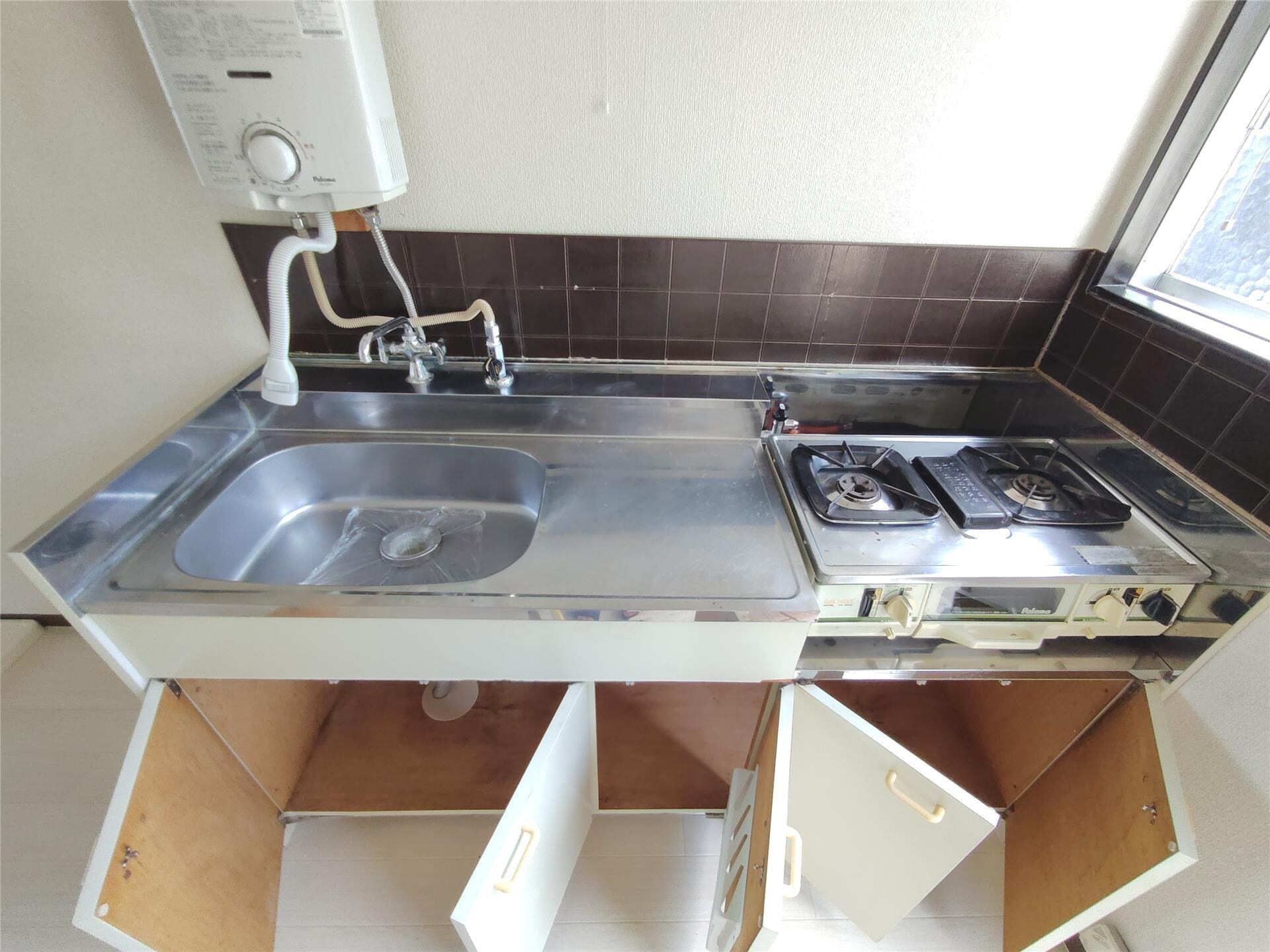 ロイヤルヒルズ3の物件内観写真