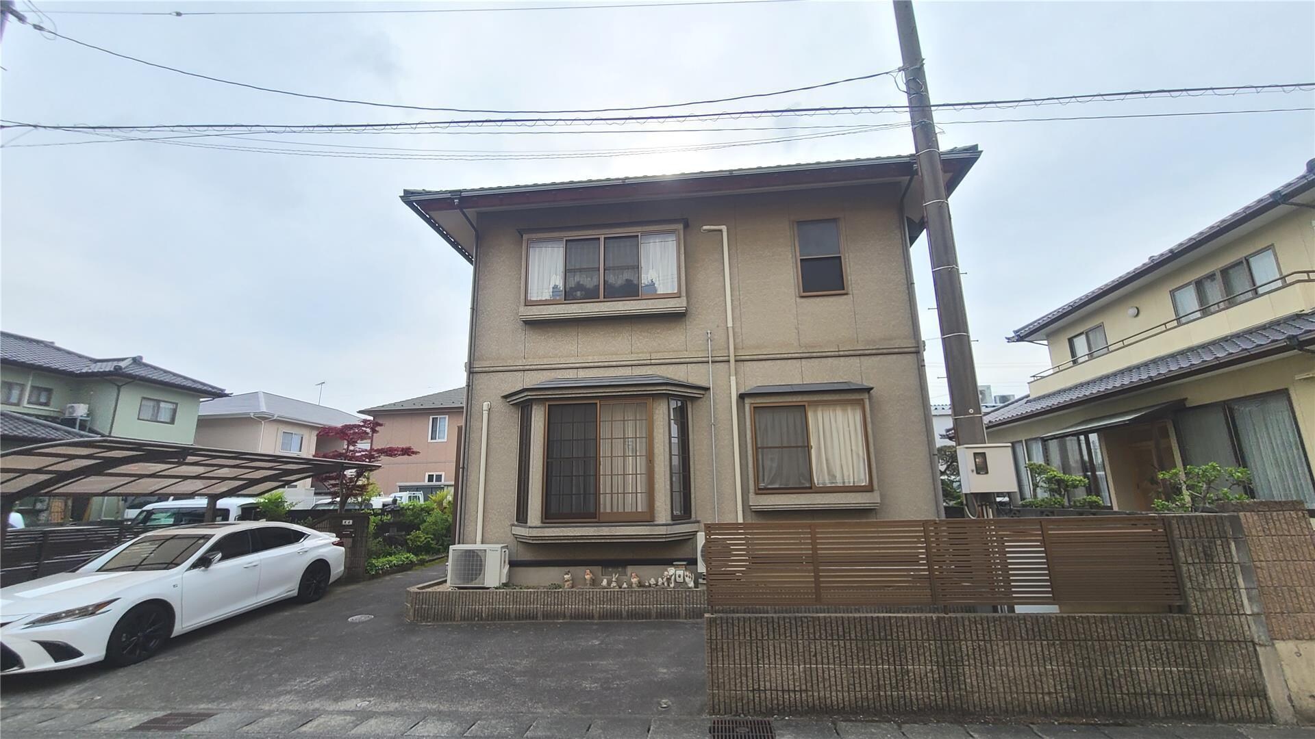 泉滝尻三丁目荒木貸家の物件外観写真