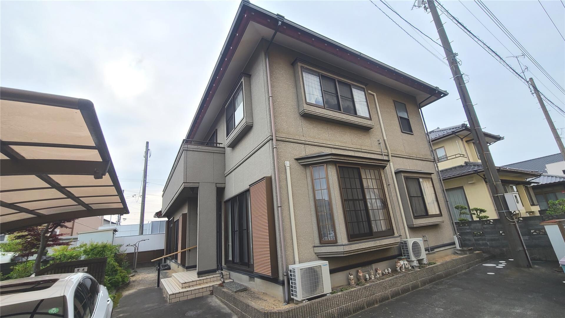 泉滝尻三丁目荒木貸家の物件外観写真