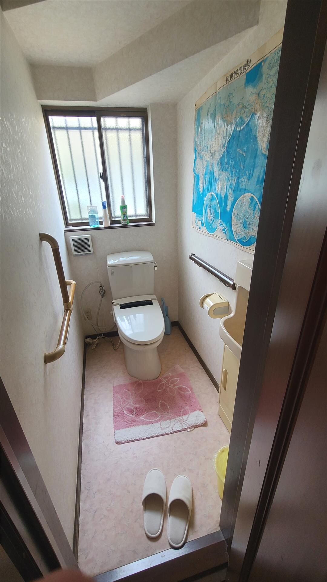 泉滝尻三丁目荒木貸家の物件内観写真