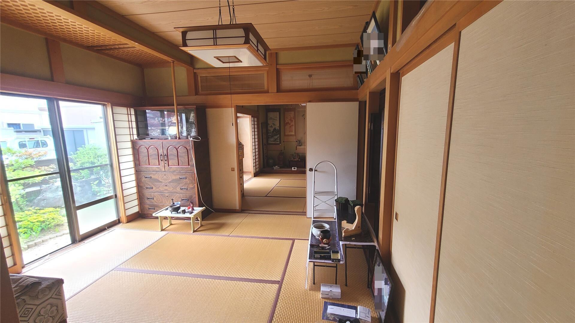 泉滝尻三丁目荒木貸家の物件内観写真