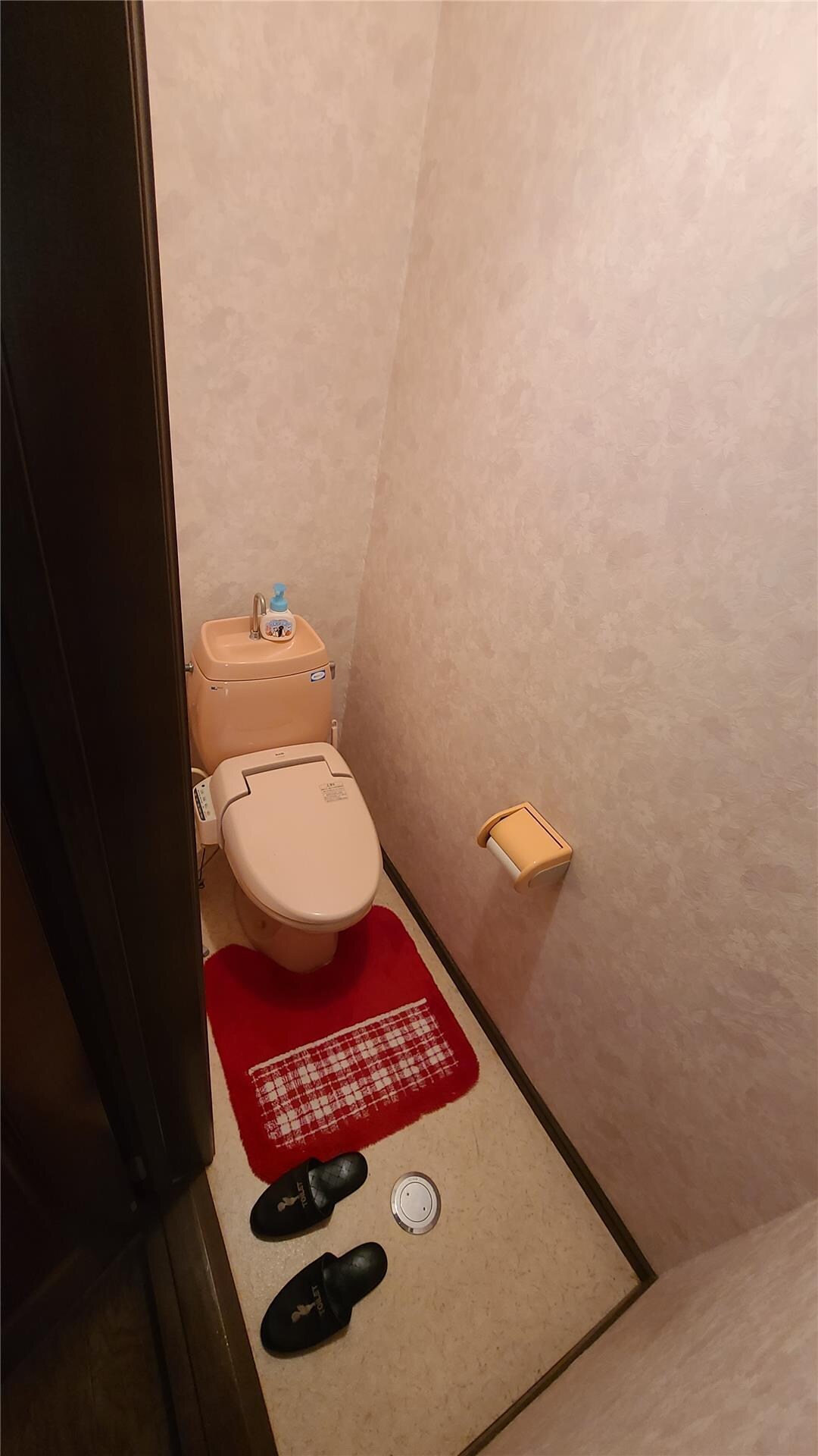 泉滝尻三丁目荒木貸家の物件内観写真