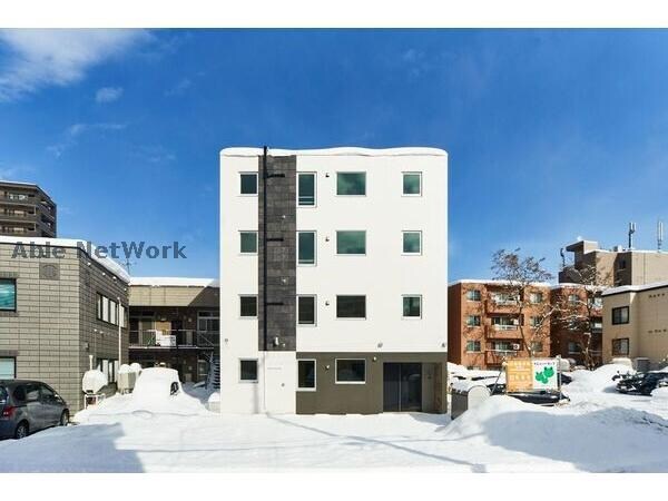 NOVA北円山(ノーヴァキタマルヤマ)の物件外観写真