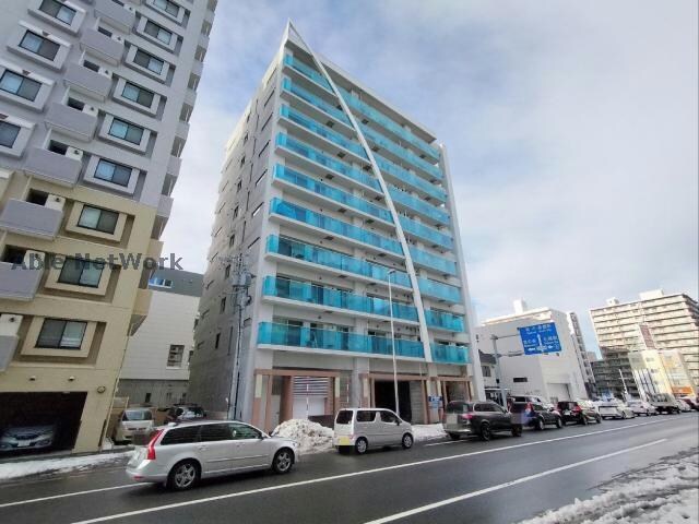 コローレ知事公館前の物件外観写真