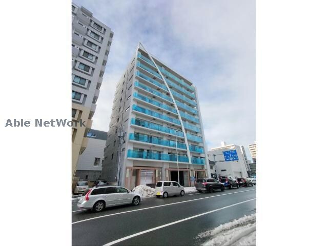 コローレ知事公館前の物件外観写真