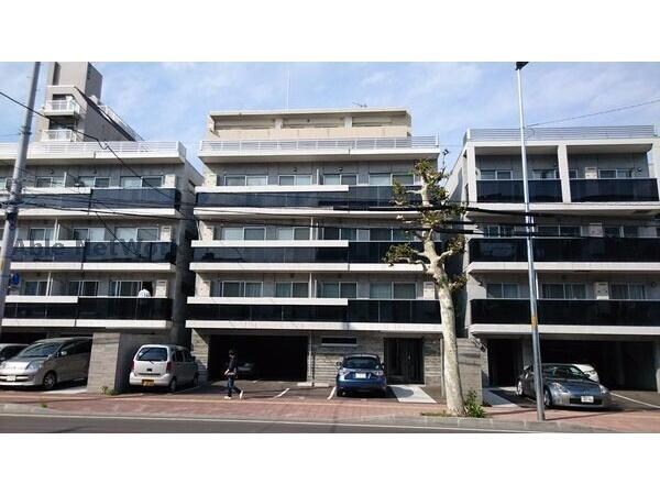 ヴィラアーバーナ桑園の物件外観写真