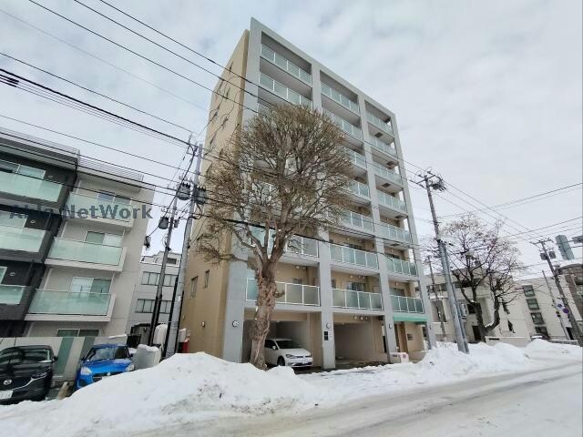 フィール円山の物件外観写真